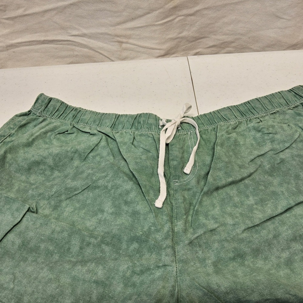 Flint and Tinder Lounge Shorts Women XL Green‎ Mineral Wash Cotton Dolphin Hem